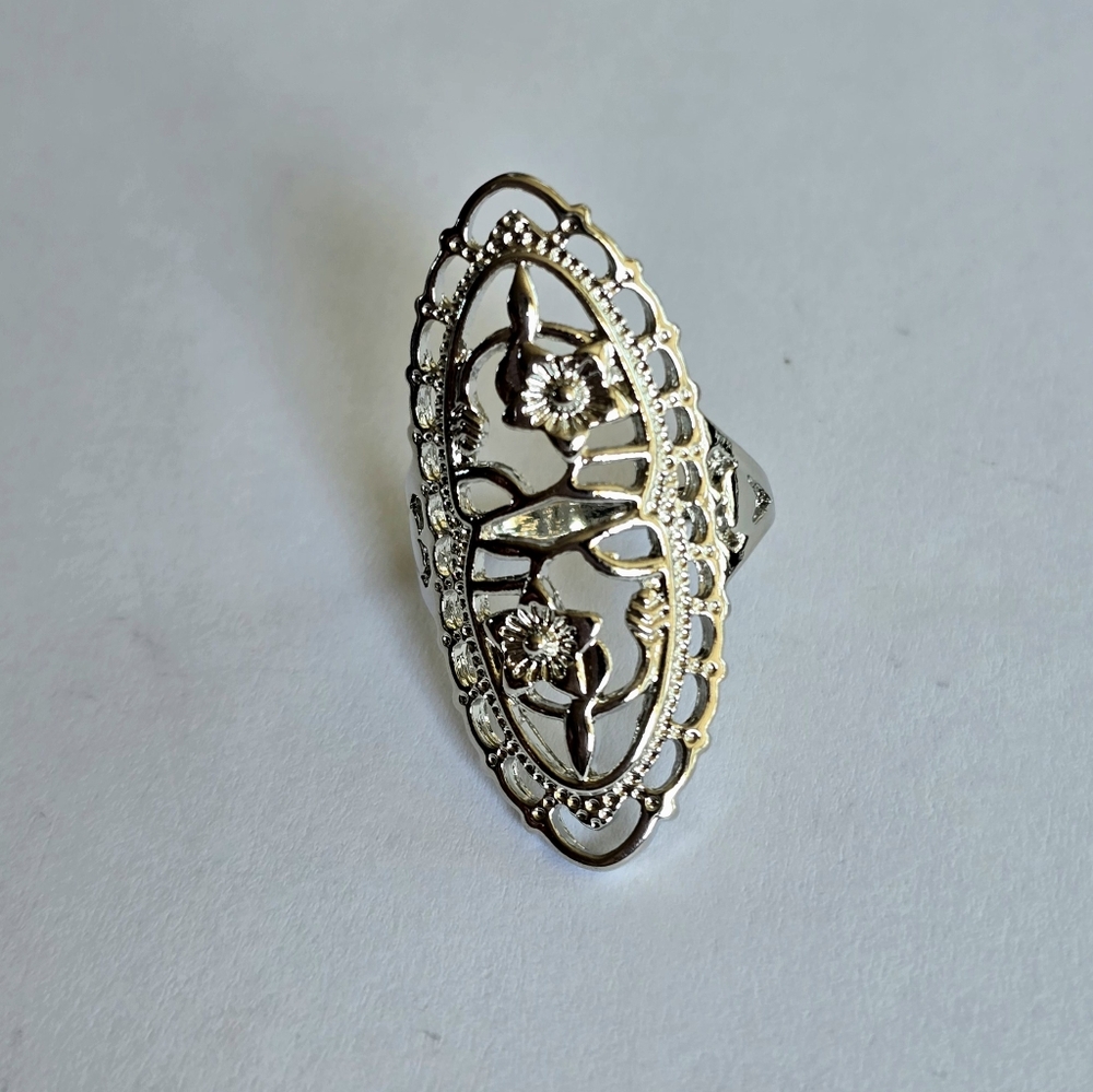 CLOSEOUT 1 LEFTSILVER FILAGREE FLORAL NEW SIZE 7 FASHION RING